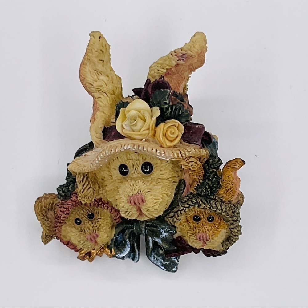 Boyds Bearwear Brooch Momma and Two Little Ones 2 1/4" Nana Aubergine Resin Pin